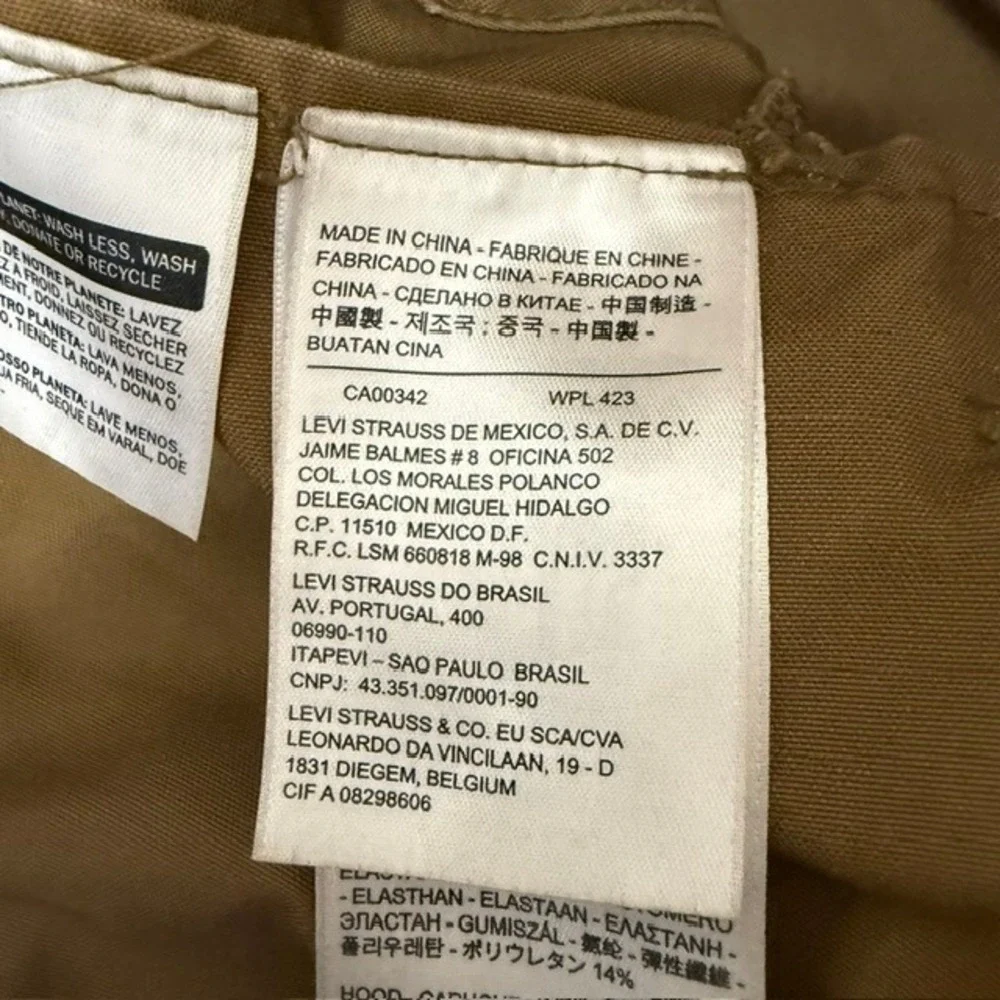 Levis piece please